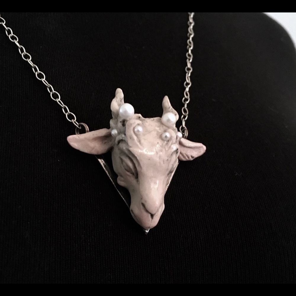 SILVANUS PENDANT